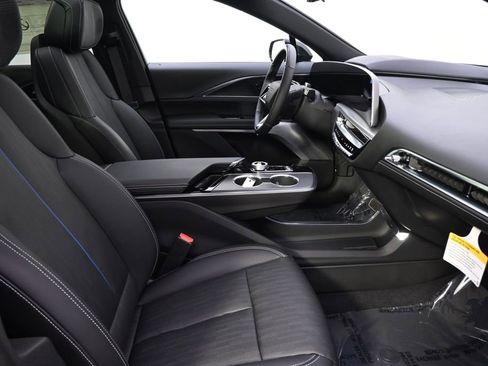 New 2026 Cadillac Lyriq V w/ LPO, Floor Liner Package image 16