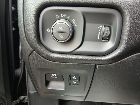 Used 2023 RAM 1500 Big Horn image 37