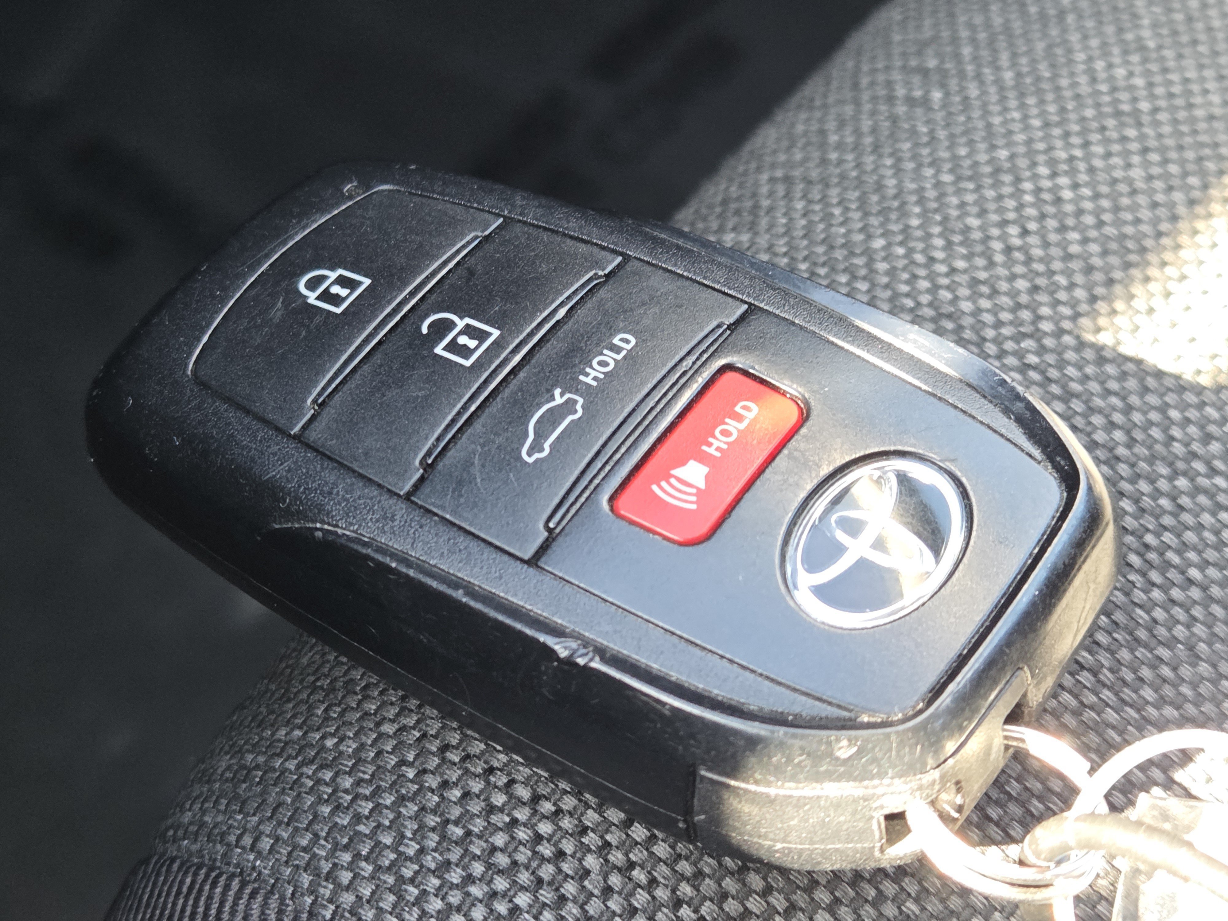 Used 2025 Toyota Camry LE FWD image 38