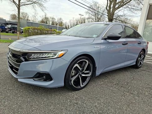 Used 2022 Honda Accord Sport image 3