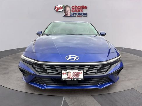 New 2026 Hyundai Elantra Limited image 8