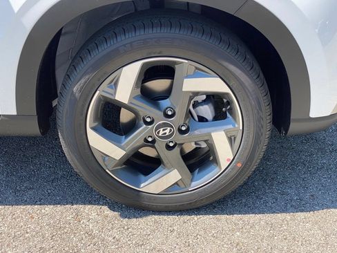 New 2026 Hyundai Venue SEL FWD image 43