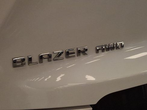 Used 2023 Chevrolet Blazer Premier w/ Driver Confidence II Package AWD/4WD image 33