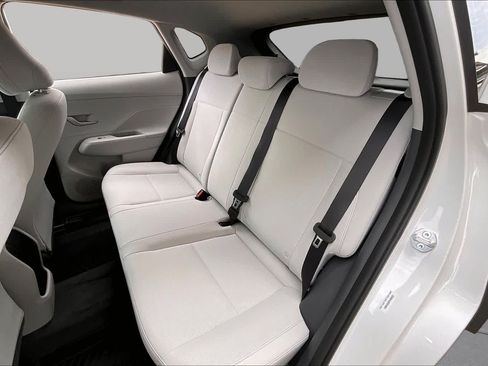 Used 2026 Hyundai Kona SE FWD image 20