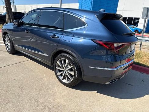 Used 2025 Acura MDX w/ Technology Package FWD image 4