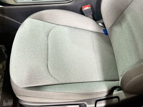 New 2025 Kia K4 LX image 18