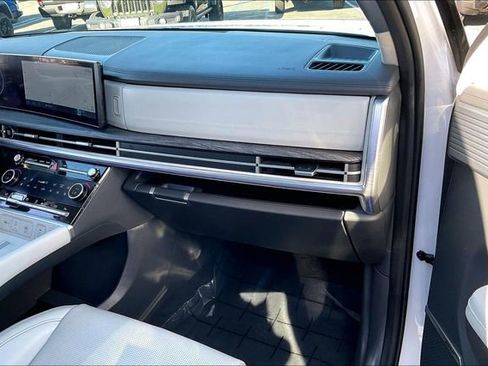 Used 2024 Hyundai Santa Fe Calligraphy image 16