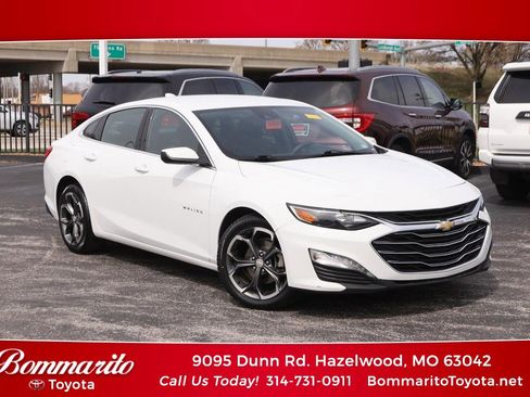 Used 2023 Chevrolet Malibu LT image 1