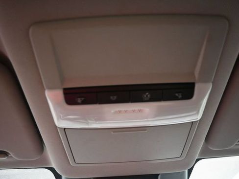 Used 2024 Nissan Rogue S FWD image 28