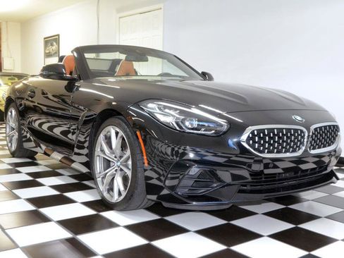 Used 2020 BMW Z4 sDrive30i w/ Convenience Package image 3