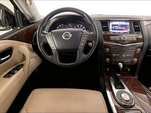 Used 2019 Nissan Armada Platinum w/ Captain's Chairs Package RWD image 6