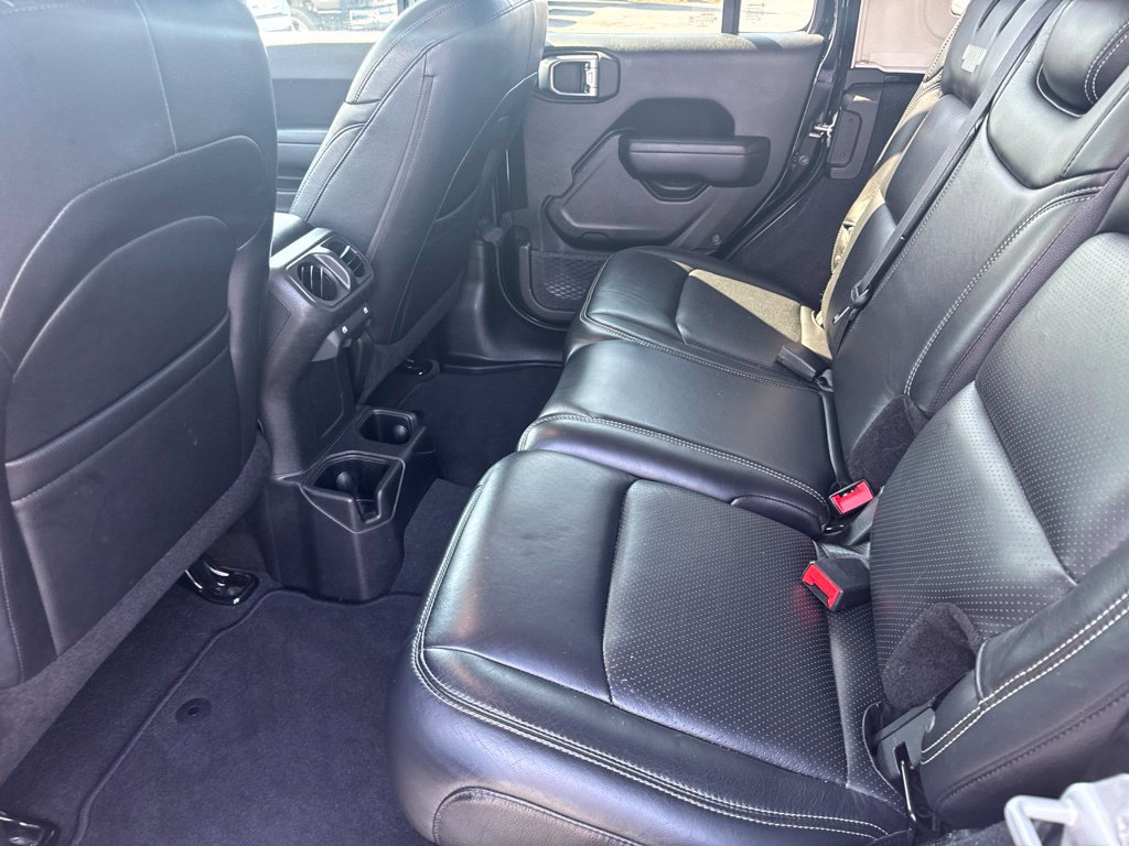 Used 2022 Jeep Wrangler Unlimited Sport AWD/4WD image 9