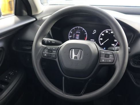 Used 2023 Honda HR-V LX image 10