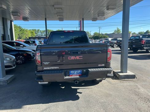 Used 2016 GMC Sierra 1500 SLT w/ All-Terrain Package AWD/4WD image 12