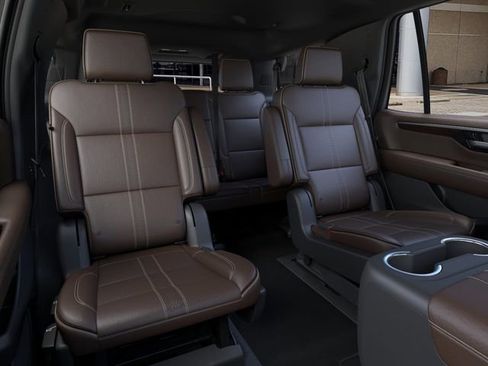 New 2026 Chevrolet Tahoe High Country AWD/4WD image 17