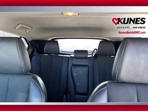 Used 2024 Mitsubishi Eclipse Cross SE image 32