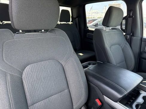Used 2023 RAM 1500 Big Horn AWD/4WD image 32