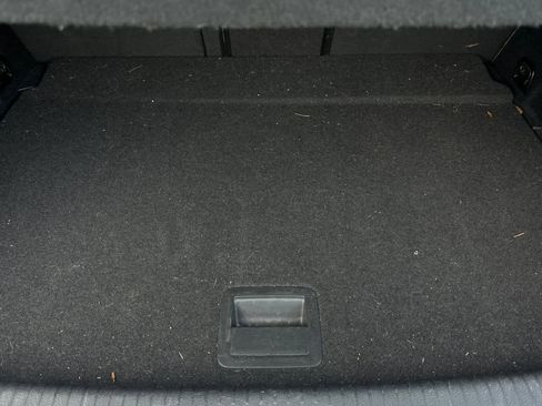 Used 2015 Volkswagen Golf TDI SE image 16