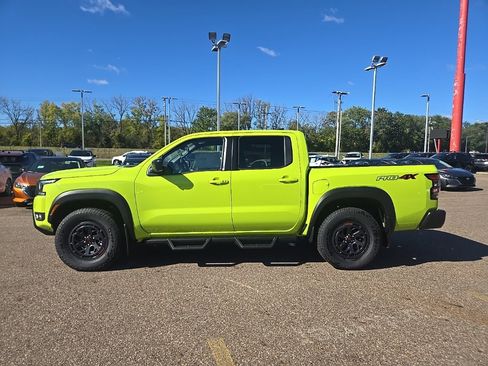 New 2026 Nissan Frontier PRO-4X w/ Pro-4x Convenience Package image 4