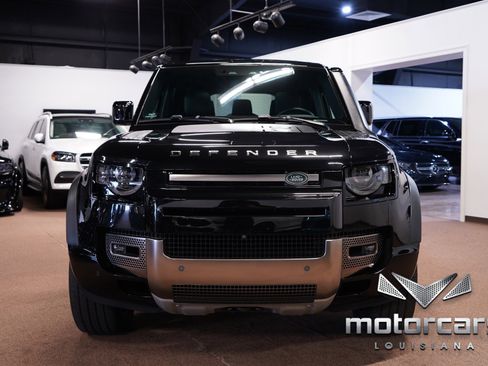 Used 2021 Land Rover Defender 110 X AWD/4WD image 2