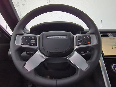 New 2026 Land Rover Discovery Limited Edition image 23
