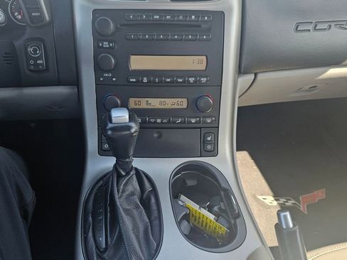 Used 2005 Chevrolet Corvette Base w/ Preferred Equipment Group image 13