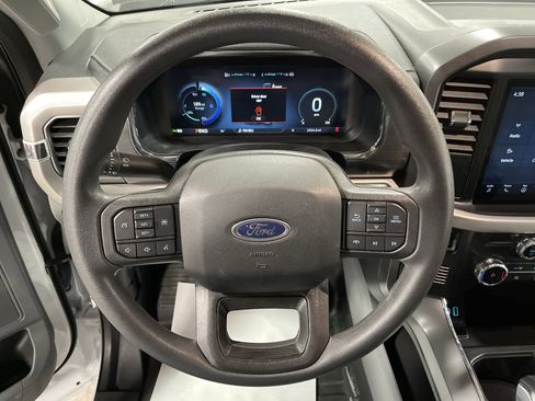 Used 2022 Ford F150 Lightning Pro image 18