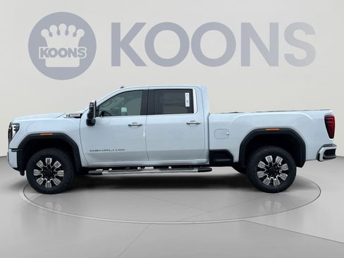New 2026 GMC Sierra 2500 Denali w/ Denali Reserve Package AWD/4WD image 2