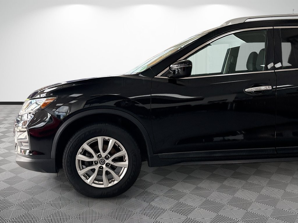 Used 2020 Nissan Rogue S w/ Special Edition Package AWD/4WD image 5