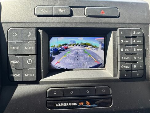 Used 2017 Ford F150 XL w/ Equipment Group 101A Mid AWD/4WD image 27