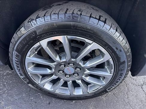 Certified 2021 GMC Acadia Denali w/ Denali Technology Package image 15