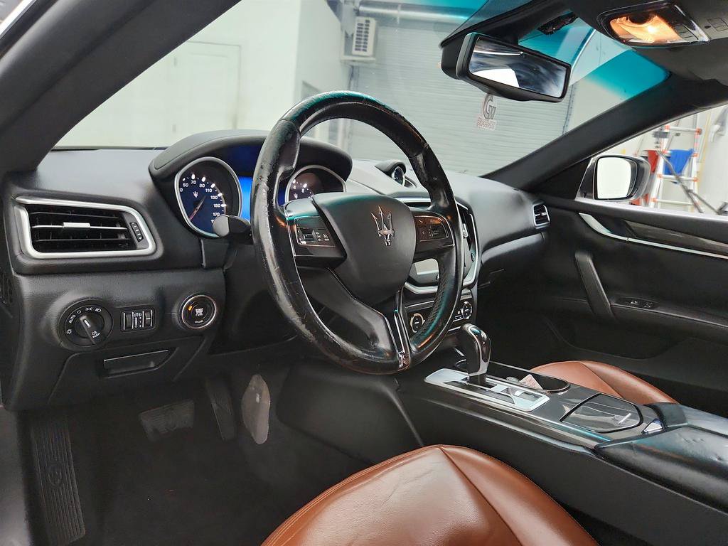 Used 2016 Maserati Ghibli RWD image 13
