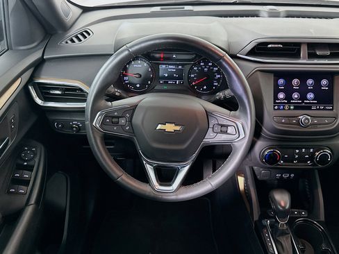 Used 2023 Chevrolet TrailBlazer ACTIV image 17
