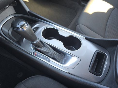 Used 2019 Chevrolet Malibu LS w/ Driver Confidence Package image 24