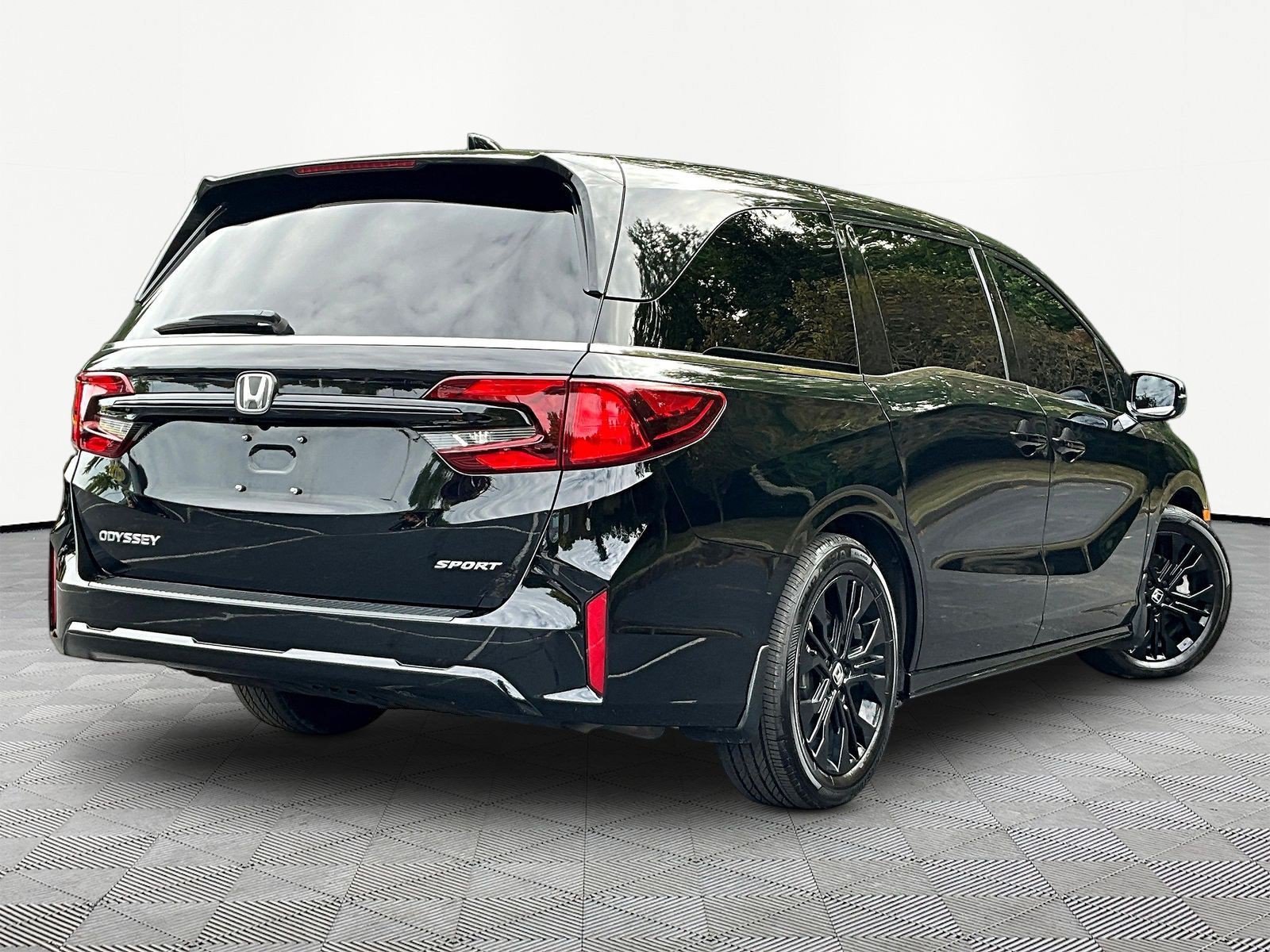 Used 2025 Honda Odyssey Sport-L image 6
