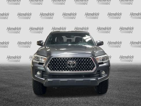 Used 2019 Toyota Tacoma TRD Off-Road w/ Technology Package AWD/4WD image 3