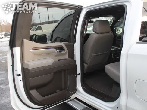 Certified 2025 GMC Sierra 1500 SLT w/ SLT Premium Plus Package image 21