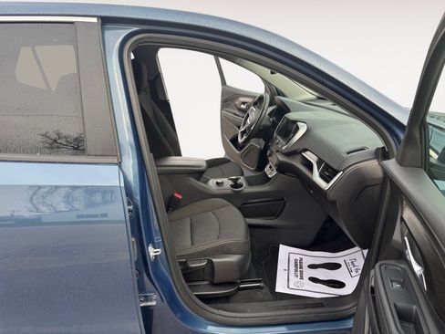 Used 2024 GMC Terrain SLE image 15