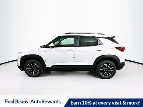 New 2026 Chevrolet TrailBlazer LT w/ Convenience Package AWD/4WD image 3