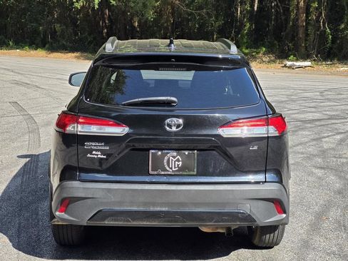 Used 2023 Toyota Corolla Cross LE FWD image 3