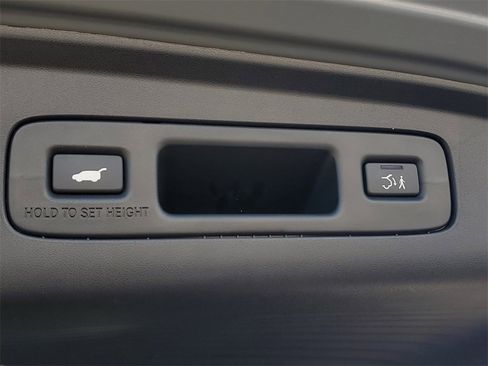 Certified 2025 Acura ADX A-Spec image 12