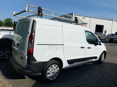 Used 2022 Ford Transit Connect XL FWD image 3