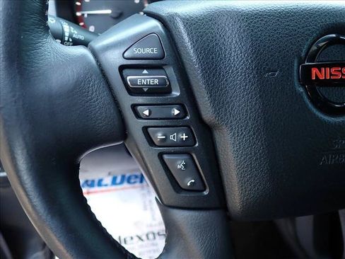 Used 2020 Nissan Titan PRO-4X w/ Pro-4x Convenience Package AWD/4WD image 13
