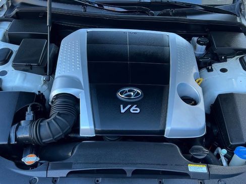 Used 2009 Hyundai Genesis 3.8 w/ Technology Pkg 4 image 26