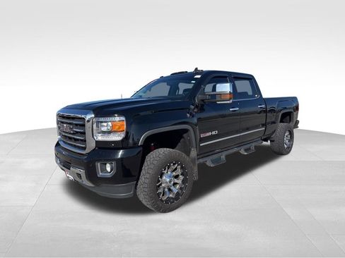 Used 2016 GMC Sierra 2500 SLT w/ Duramax Plus Package image 4