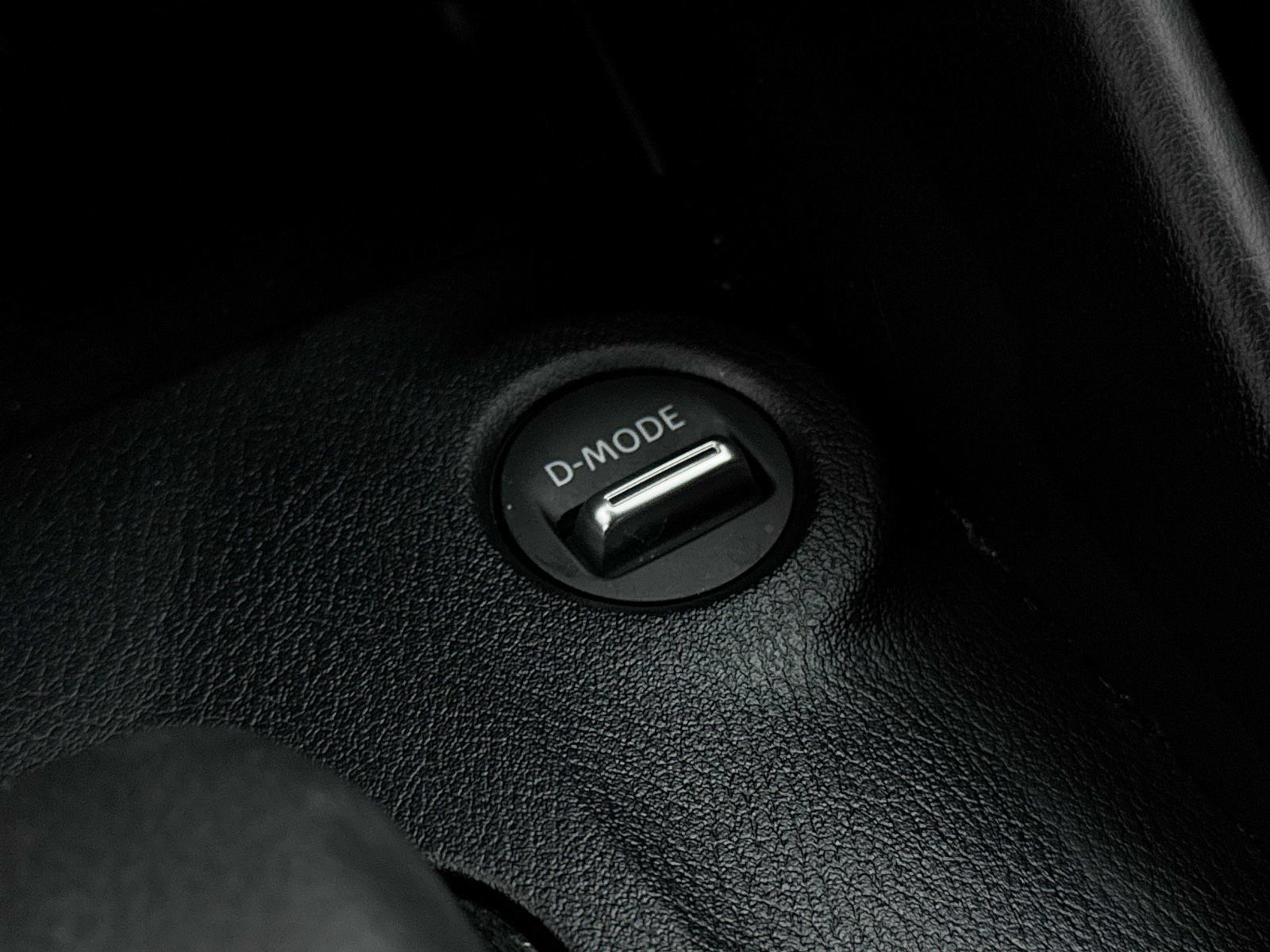Used 2024 Nissan Z Performance w/ Floor Mat Package RWD image 11