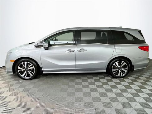 Used 2020 Honda Odyssey Elite image 4