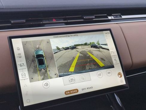 New 2027 Land Rover Range Rover Sport SE AWD/4WD image 10