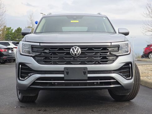 Used 2025 Volkswagen Atlas SEL Premium R-Line AWD/4WD image 25