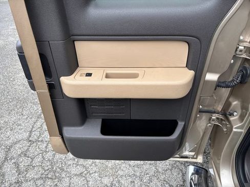 Used 2013 Ford F150 XLT w/ Luxury Equipment Group AWD/4WD image 17